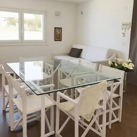 'i Tre Mari' In Strandnaehe By Interhome Будинок відпочинку